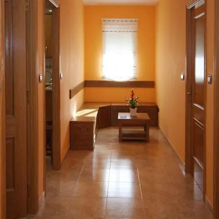 - 2 Bedrooms With Sea Views - 01883 Apartamento *